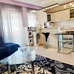 Castleview 2Br Welcome Stay Spacious Lux Apartment